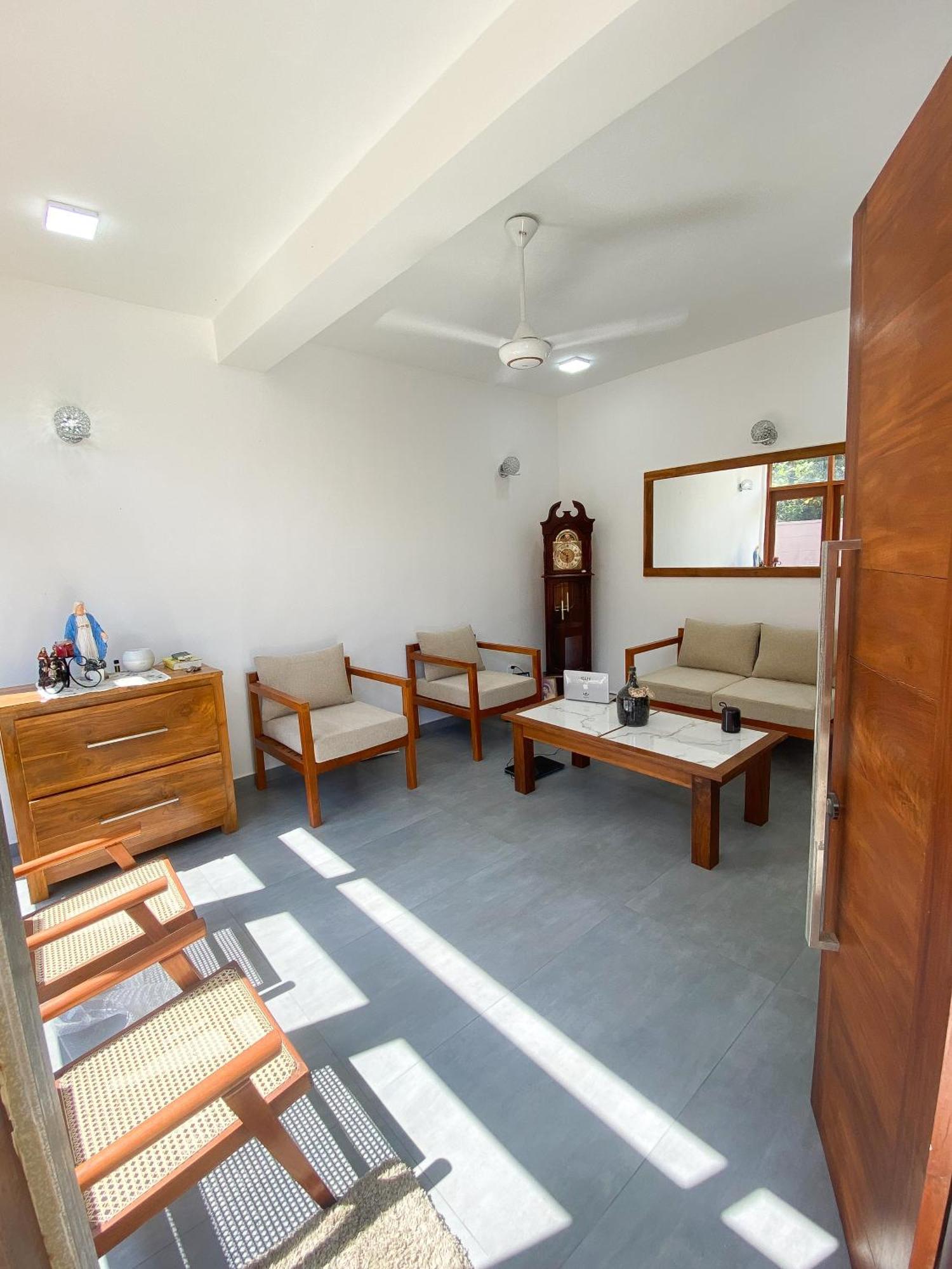 The Doctors Villa Ragama Exterior photo