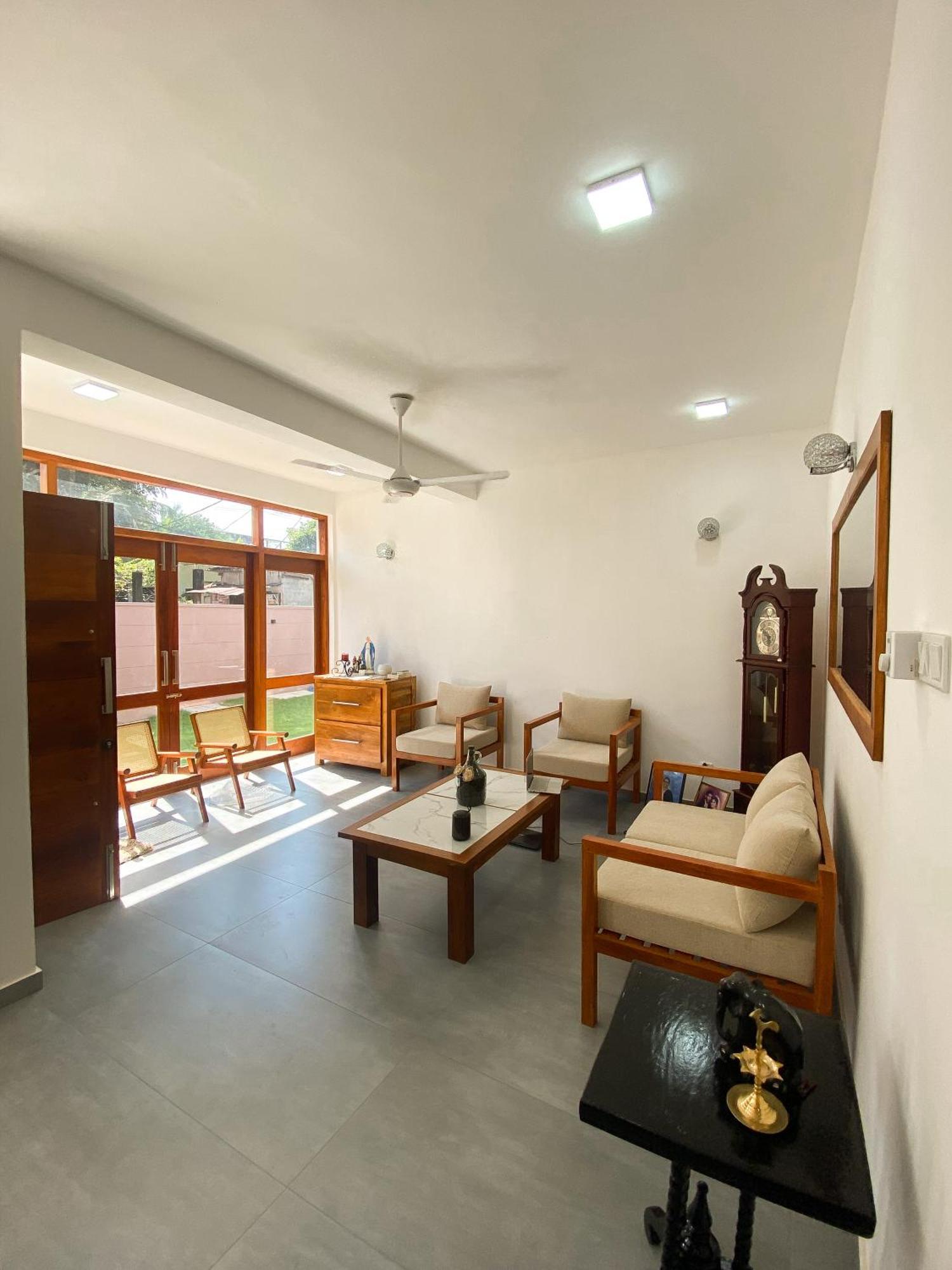 The Doctors Villa Ragama Exterior photo